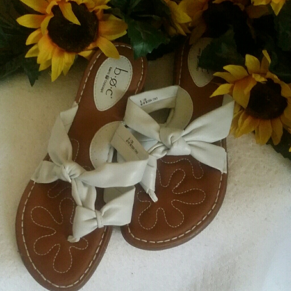 B.O.C. Born sz 8 sandals